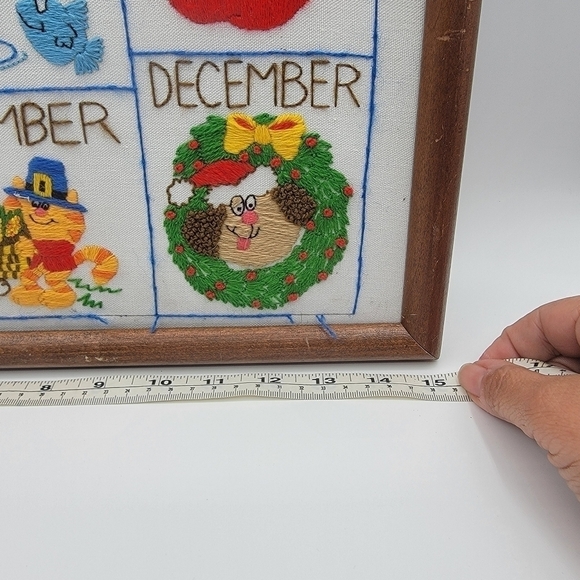 Vintage dimensions crewel needlepoint monthly calendar - Picture 11 of 14